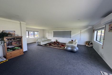 Photo of property in 27 Cobb Place, Otaki, 5512
