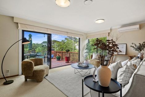Photo of property in 8 Kauri Road, Birkenhead, Auckland, 0626