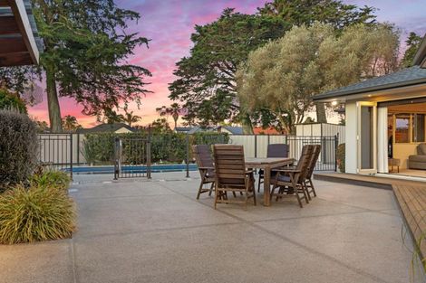 Photo of property in 165 Gravatt Road, Papamoa Beach, Papamoa, 3118