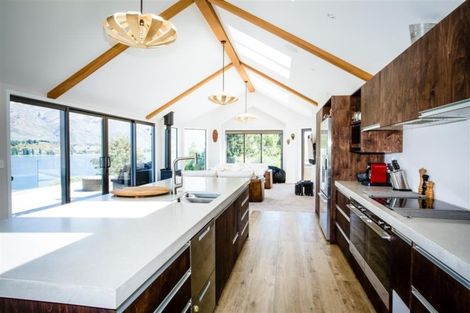 Photo of property in 92 Lismore Street, Wanaka, 9305