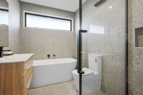 Photo of property in 8 Millhaven Place, Casebrook, Christchurch, 8051