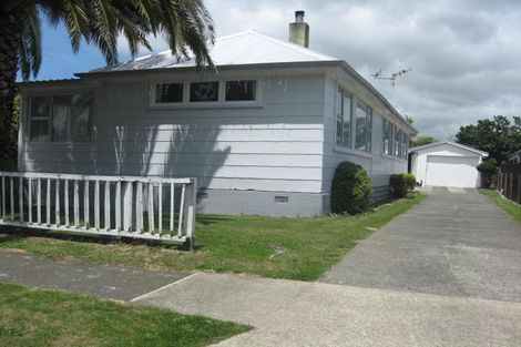 Photo of property in 16 Edward Street, Pahiatua, 4910