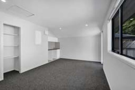 Photo of property in 8a Frederick Place, Whalers Gate, New Plymouth, 4310