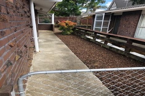 Photo of property in 2/51 Landscape Road, Papatoetoe, Auckland, 2025