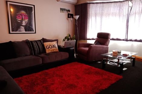 Photo of property in 8a Heath Grove, Waiwhetu, Lower Hutt, 5010