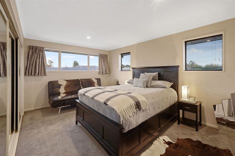 Photo of property in 12 Queenswood Gardens, Mairehau, Christchurch, 8052