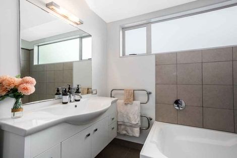 Photo of property in 4b/10 Park Avenue, Epuni, Lower Hutt, 5011