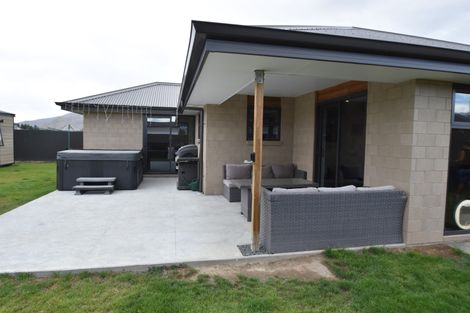 Photo of property in 9 Unwin Place, Twizel, 7901