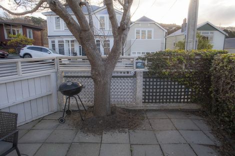 Photo of property in 77 Nairn Street, Mount Cook, Wellington, 6011