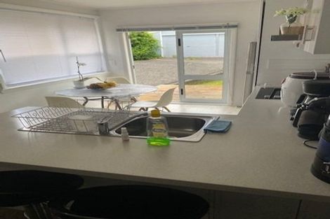 Photo of property in 34 Victory Crescent, Tawa, Wellington, 5028