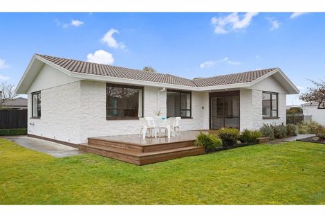 Photo of property in 17a Chadbury Street, Parklands, Christchurch, 8083
