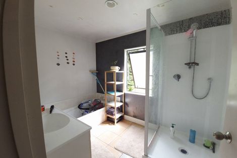 Photo of property in 2/26 Anne Mclean Drive, Bayview, Auckland, 0629