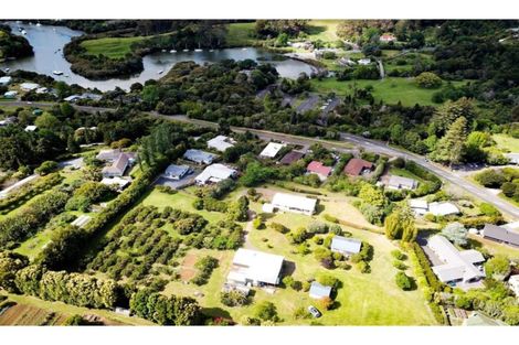 Photo of property in 27 Landing Road, Kerikeri, 0230