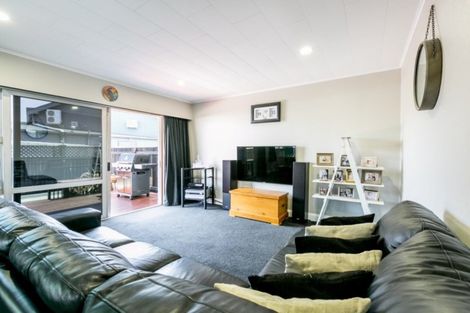 Photo of property in 21d Lannie Place, Greenmeadows, Napier, 4112
