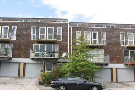 Photo of property in 12 Captain Scott Road, Glen Eden, Auckland, 0602