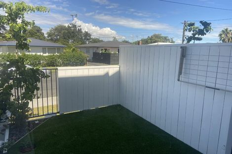Photo of property in 4/21 Titoki Street, Te Atatu Peninsula, Auckland, 0610