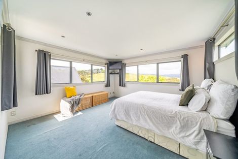 Photo of property in 2 Mo Street, Camborne, Porirua, 5026