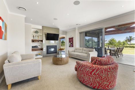 Photo of property in 96 Dyke Road, Karaka, Papakura, 2580