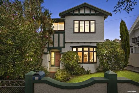 Photo of property in 19 Palmer Street, Aro Valley, Wellington, 6011