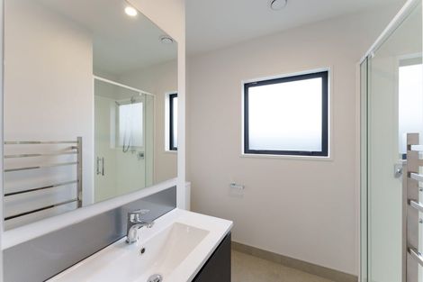 Photo of property in 1/55 Marshland Road, Shirley, Christchurch, 8061