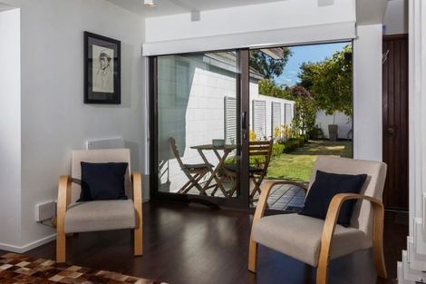 Photo of property in 94b Aikmans Road, Merivale, Christchurch, 8014