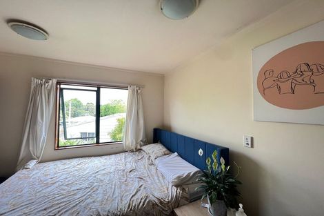 Photo of property in 123 Beach Haven Road, Beach Haven, Auckland, 0626