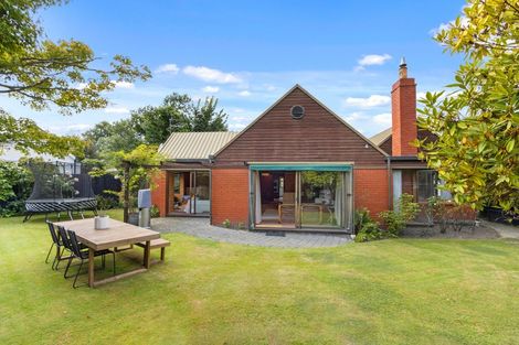 Photo of property in 19 Holmwood Road, Merivale, Christchurch, 8014