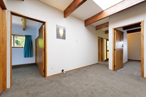 Photo of property in 5 Kotinga Avenue, Glen Eden, Auckland, 0602