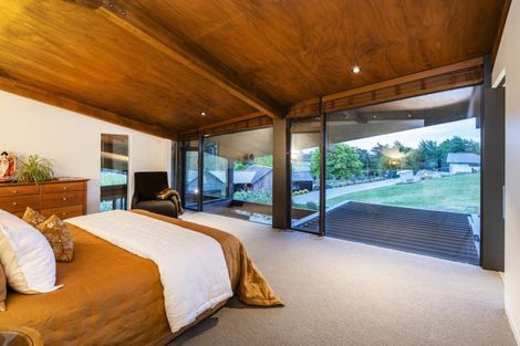 Photo of property in 7 Kitcheners Knoll Road, Kennedys Bush, Christchurch, 8025