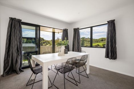 Photo of property in 22 Hayward Place, Ohauiti, Tauranga, 3112