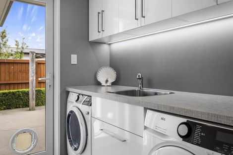 Photo of property in 8 Beech Drive, Rangiora, 7400