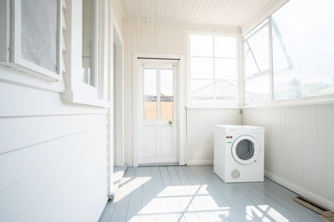 Photo of property in 15a Leeds Street, Milson, Palmerston North, 4414