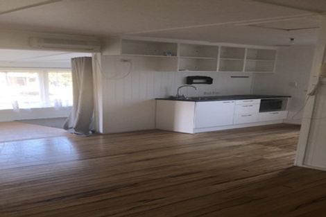 Photo of property in 37 Tombleson Road, Lake Rotoma, Rotorua, 3074