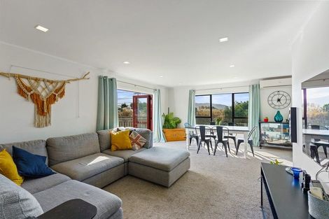 Photo of property in 2 Makora Road, Otaihanga, Paraparaumu, 5036