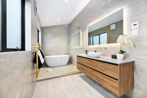 Photo of property in 18a Stratford Avenue, Milford, Auckland, 0620