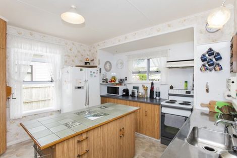 Photo of property in 195 Cobden Street, Gisborne, 4010