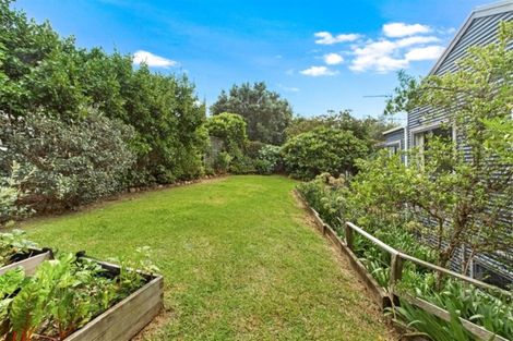 Photo of property in 3 Bella Vista Road, Omiha, Waiheke Island, 1081