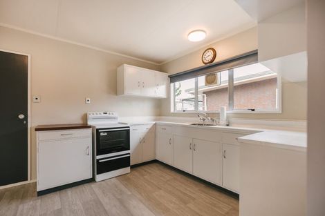 Photo of property in 1/57 Abraham Crescent, Milson, Palmerston North, 4414
