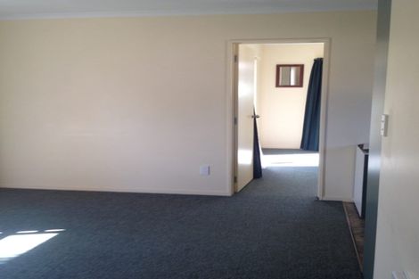 Photo of property in 14 Oxford Street, Fairfield, Hamilton, 3214