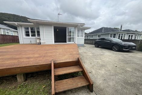 Photo of property in 33 Prouse Crescent, Naenae, Lower Hutt, 5011