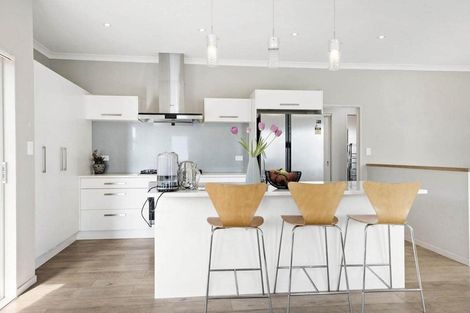 Photo of property in 43 Western Avenue, Omokoroa, 3114