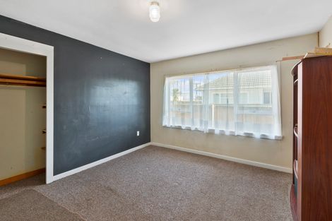 Photo of property in 24 Roberts Road, Hei Hei, Christchurch, 8042