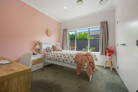 Photo of property in 94 Rototuna Road, Rototuna, Hamilton, 3210