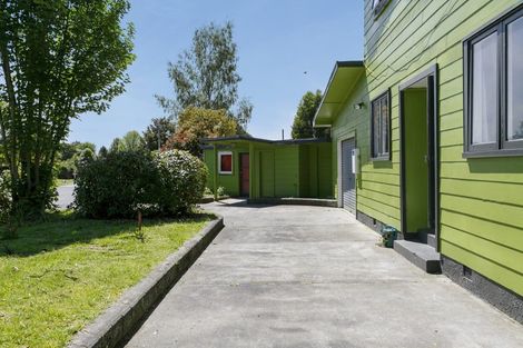 Photo of property in 10 Rereahu Avenue, Hatepe, Turangi, 3382