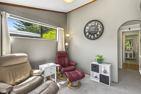 Photo of property in 222 Main Road South, Raumati South, Paraparaumu, 5032