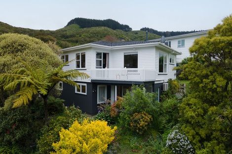 Photo of property in 115 Oriel Avenue, Tawa, Wellington, 5028