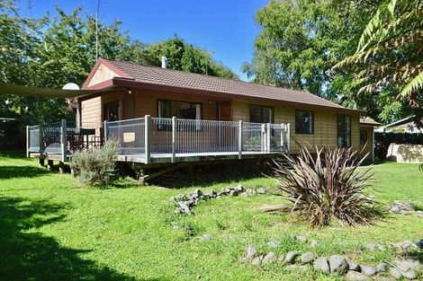 Photo of property in 32 Wi Pere Street, Manakau, 5573