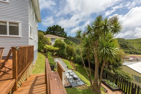 Photo of property in 10 Tau Grove, Takapuwahia, Porirua, 5022