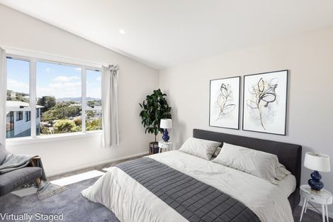 Photo of property in 37 Spenmoor Street, Newlands, Wellington, 6037