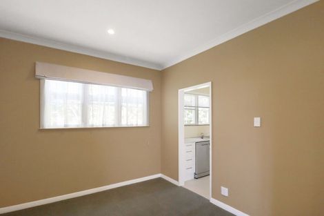 Photo of property in 70 Durham Crescent, Fairfield, Lower Hutt, 5011